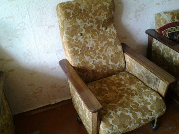 Продаю 2 кресла дешево. Иваново